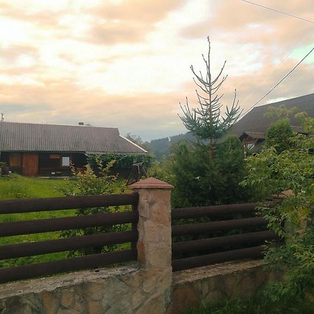 Starovitska Hata - Ethno-Cottage Verkhovijna Eksteriør bilde